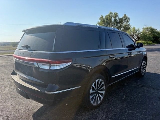 2023 Lincoln Navigator — interior view